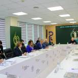 Вице-спикер Госдумы Анна Кузнецова поговорила с Комитетом семей воинов Отечества в Краснодаре