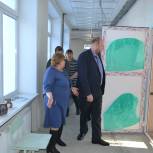 «Единая Россия» контролирует ремонт зауральских школ