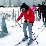 Единороссы Москвы провели спортивно-патриотический забег для лыжников