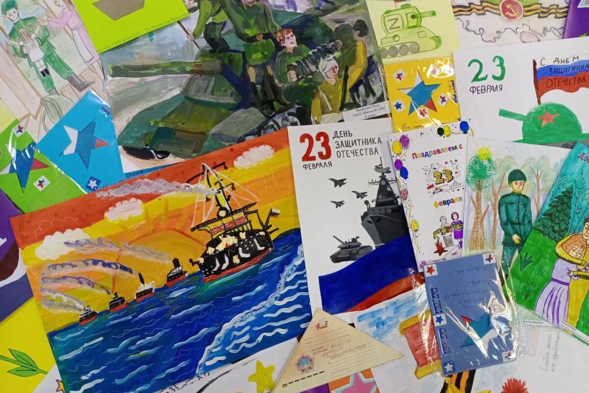Более 500 юных москвичей приняли участие в конкурсе рисунка «С праздником, ZAщитник!»