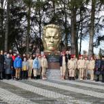 Единороссы Мамоново почтили память павших при штурме города