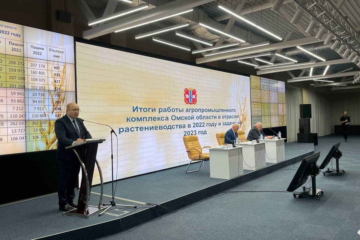 Дмитрий Голованов: Омские аграрии обеспечили регион продовольствием, несмотря на сложные экономические и климатические условия