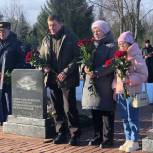 Андрей Турчак и псковичи почтили память погибших десантников шестой роты Псковской дивизии