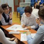 Сегодня курские единороссы провели очередную бизнес-игру для учащихся средней школы №35 имени К.Д. Воробьёва