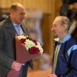 Единороссы поздравили с днем рождения однопартийца, ветерана труда из Можайского района