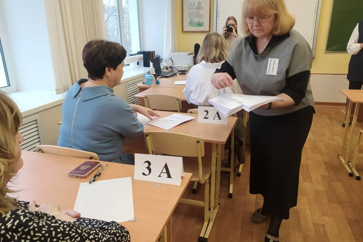 В Костроме проводится Всероссийская акция «Сдаем вместе. День сдачи ЕГЭ родителями»