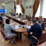 Сегодня курские единороссы провели заседание регионального общественного совета федерального партийного проекта «Новая школа»