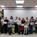 «Единая Россия» на Камчатке провела урок живописи для детей участников СВО