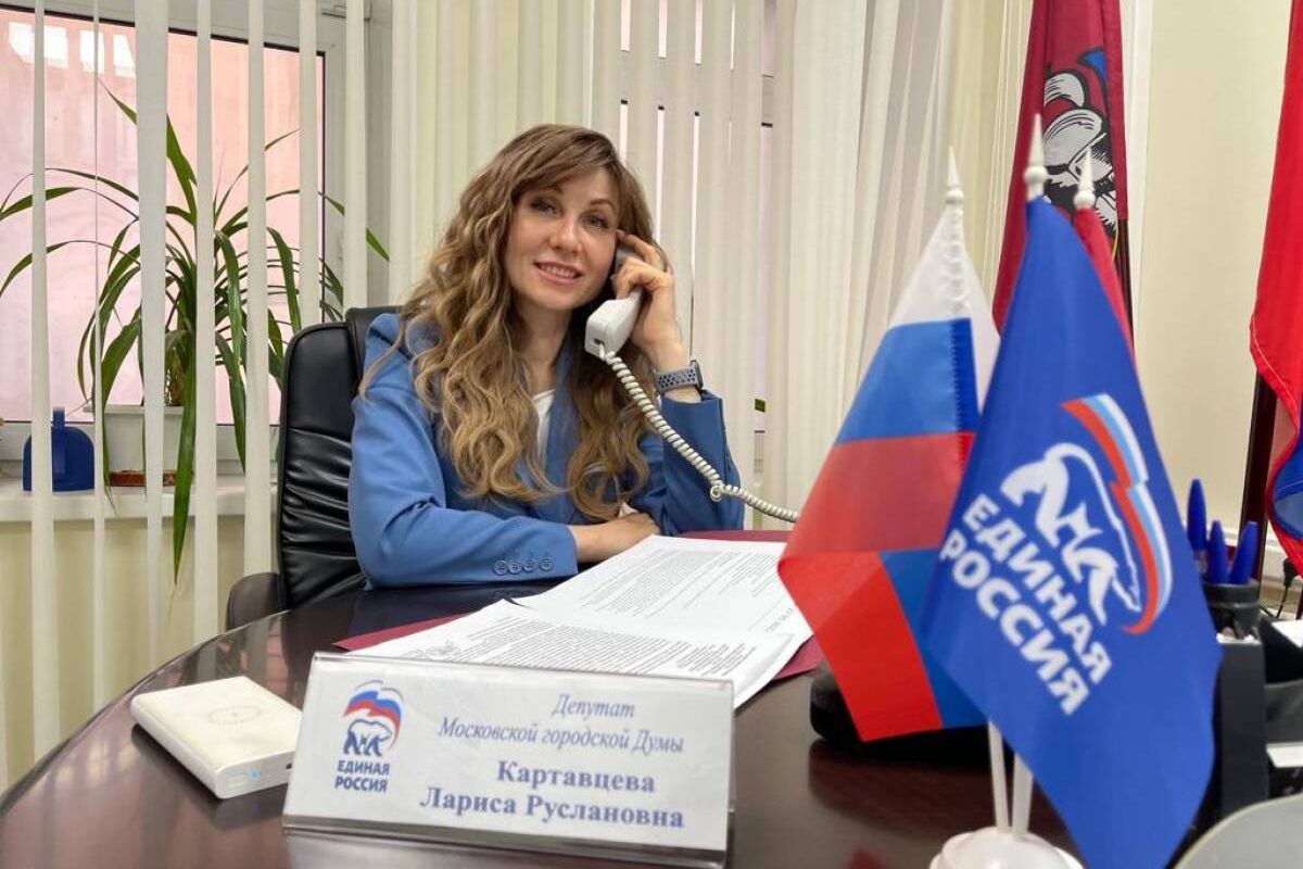 Депутаты Мосгордумы Игорь Бускин и Лариса Картавцева провели тематические приемы жителей Северо-Восточного округа Москвы