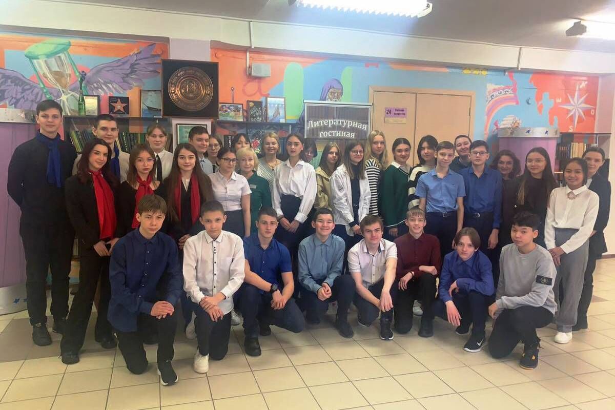 В Норильске «Единая Россия» провела беседу со школьниками в рамках акции «Герой нашего времени»