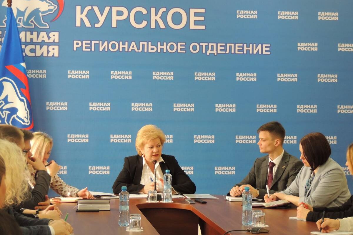 Сегодня курские единороссы встретились с оргкомитетом по вопросам проведения Международной исторической акции «Диктант Победы»