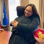 «Единая Россия» на Ямале поздравила женщин с 8 марта