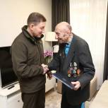 Андрей Турчак навестил участника Сталинградской битвы из Балаклеи, которого «Единая Россия» обеспечила жильём в Краснодаре
