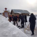 В Волжском районе прошел «Снежный десант» в рамках партпроекта «Историческая память»