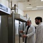 Власть знакомится с буднями производителей
