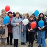 В Красном Куте прошёл митинг-концерт в честь годовщины воссоединения Крыма и России