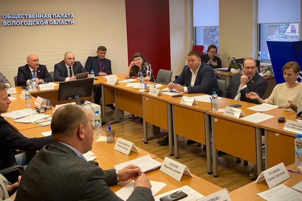 О мерах поддержки бизнеса рассказал Анатолий Дианов