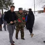 Депутат Госдумы Сергей Пахомов посетил тренировочную базу отряда ОМОН в Пересвете