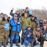 «Ни хвоста, ни чешуи!». В Смоленском районе «Единая Россия» организовала традиционную зимнюю рыбалку