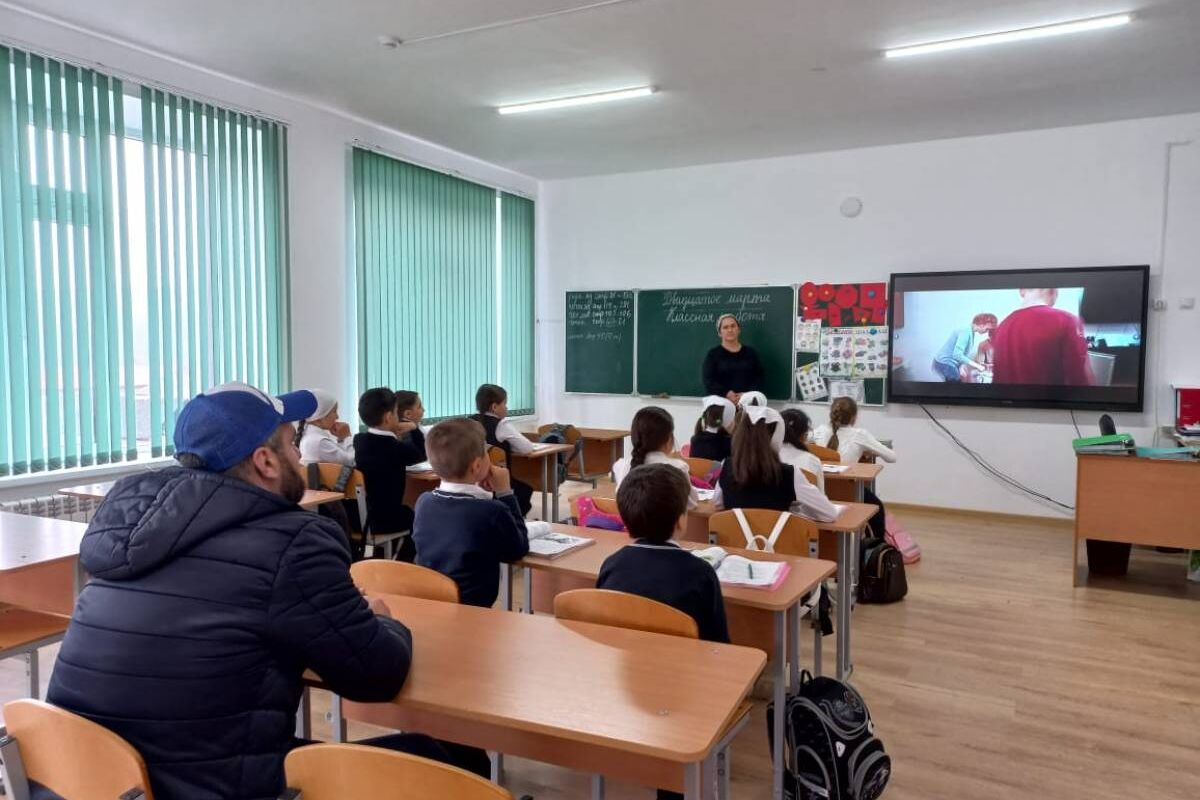 Более 100 тысяч школьников посетили киноуроки в этом учебном году