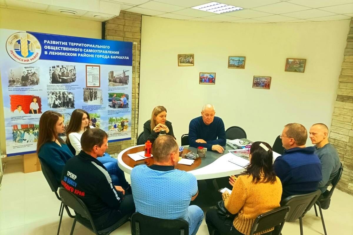 Барнаульские общественники запускают проект «Аллея памяти — дерево памяти»