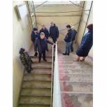Представители «Единой России» вместе с родителями контролируют ремонт школ в Тамбовской области