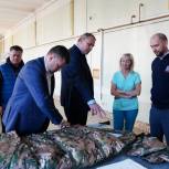 «Единая Россия» передала в военный госпиталь медизделия для транспортировки раненых