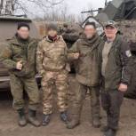 Электростанция, продукты и письма: «Единая Россия» отправила помощь бойцам «за ленточку»