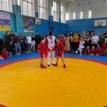 В оренбургской школе прошли первые соревновательные старты по самбо