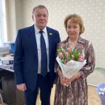 Виктор Горбунов поздравил с праздником участниц партпроекта «Старшее поколение»