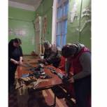 В Тамбовской области активисты «Единой России» изготавливают маскировочные сети