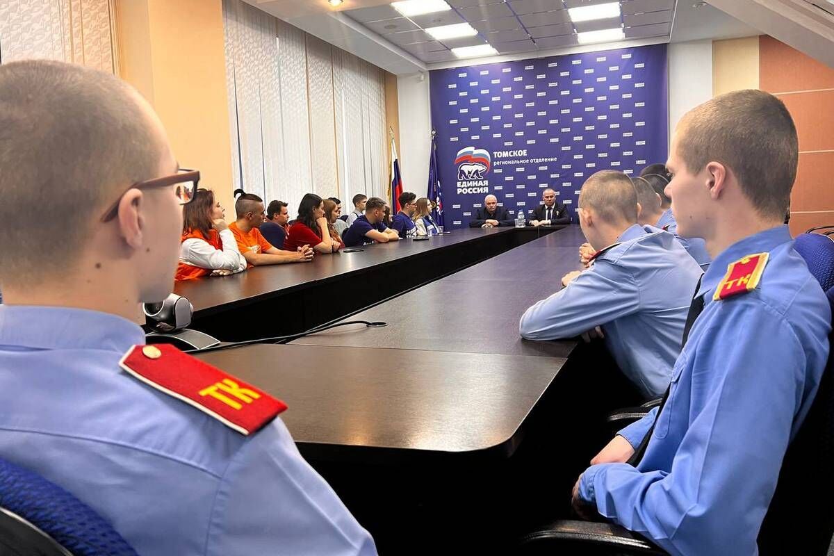 В региональном исполкоме «Единой России» состоялась встреча с Героями России