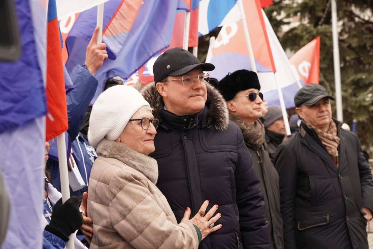 В Самаре состоялся митинг-концерт «Вместе - За Россию!»