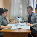 Депутат Александр Ремета провел личный прием в Семикаракорском районе