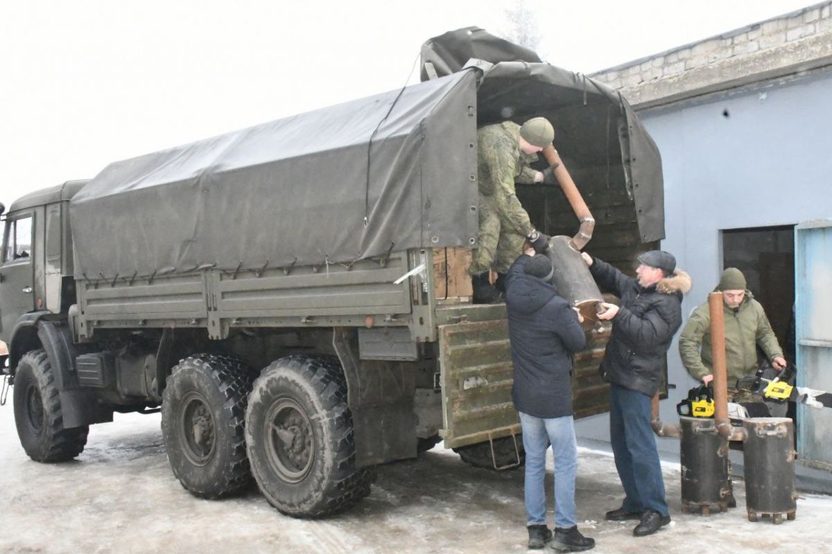 Из Елецкого района отправился груз для бойцов