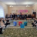 В Махачкале активисты «Единой России» провели урок по раздельному сбору мусора для дошкольников