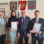 Единороссы Пролетарского местного отделения партии поздравили работников ЖКХ