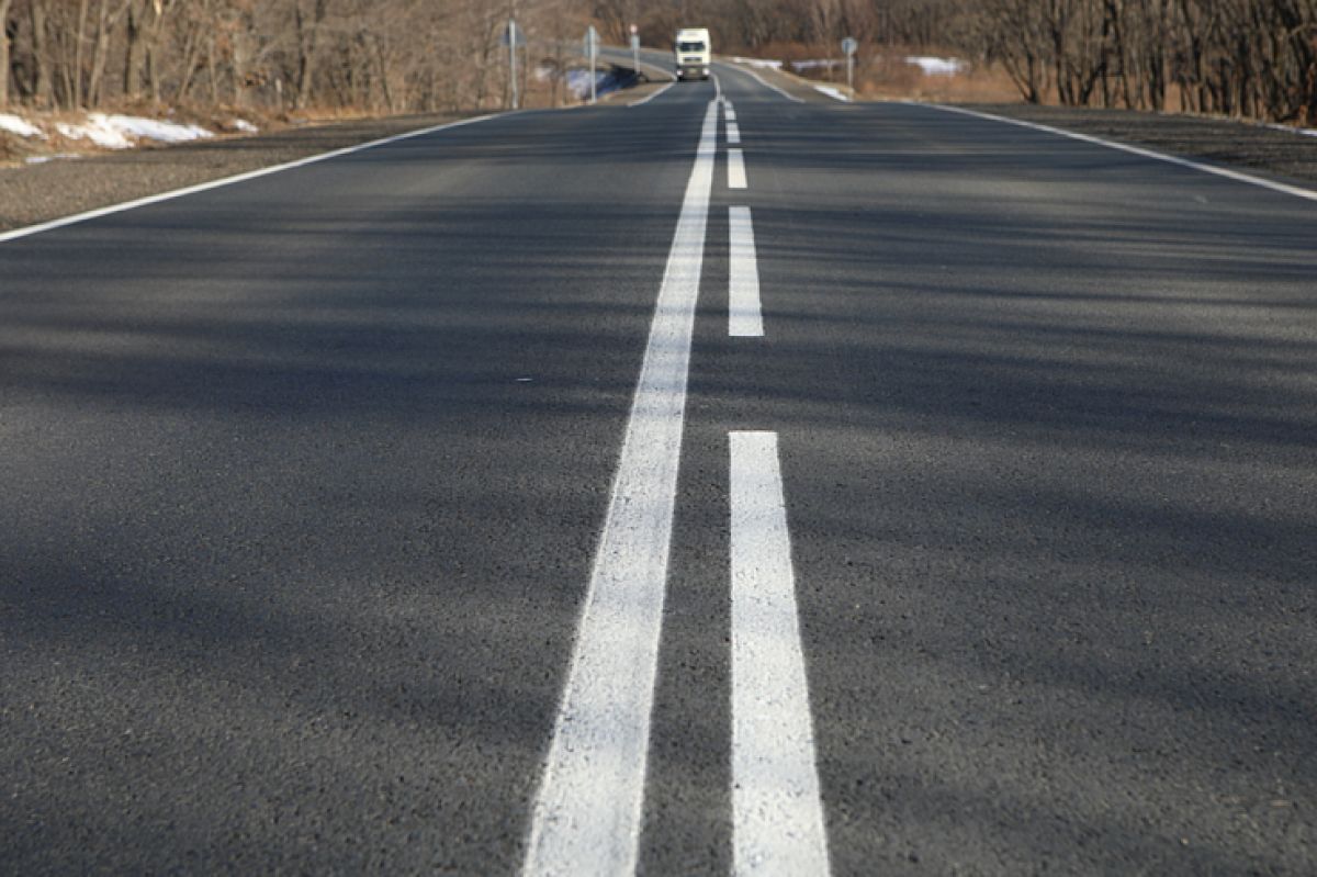 Более 120 километров дорог обновят в Приморье