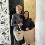 Супругу мобилизованного казанца поздравили с Международным женским днем