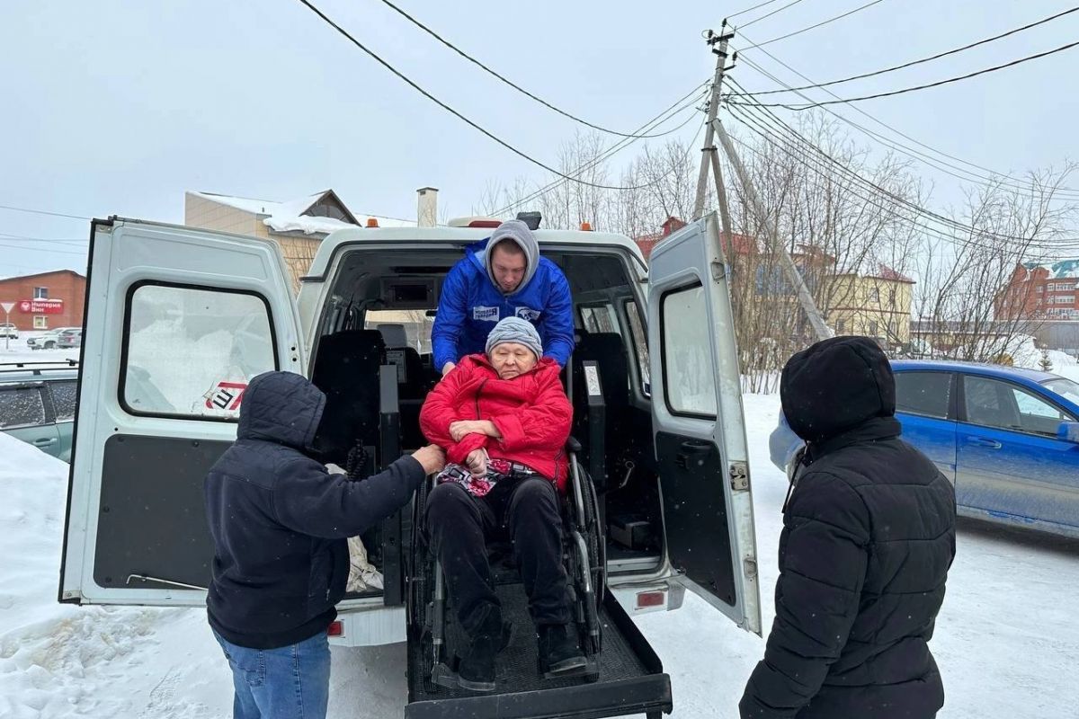 Более 1000 ямальцев воспользовались социальным такси в 2024 году