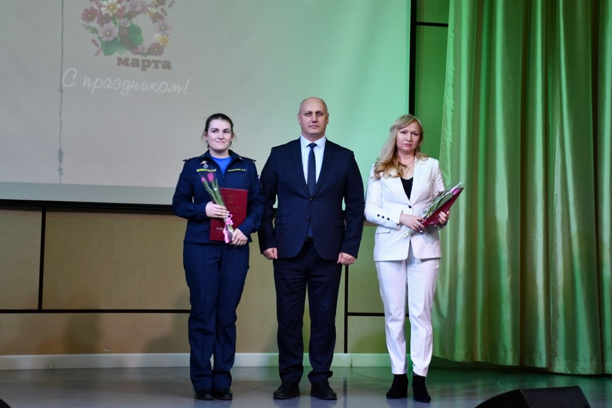 В Троицке отметили Международный женский день