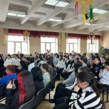 В Кызыле активисты партпроекта «Старшее поколение» провели встречу с молодежью