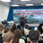 Старшеклассникам Салехарда рассказали о героических подвигах ямальцев во времена ВОВ