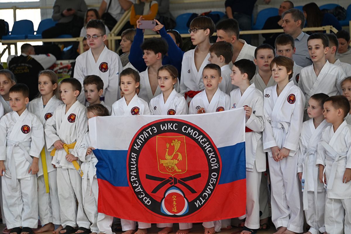 Юные каратисты выступили в турнире, посвященном памяти Юрия Гагарина
