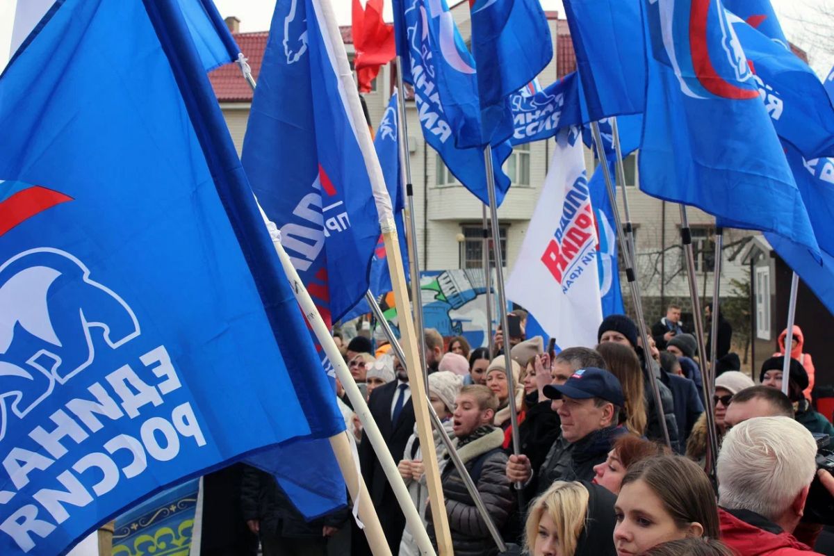 За наше единство: Приморье отмечает десятилетнюю годовщину воссоединения  Крыма с Россией