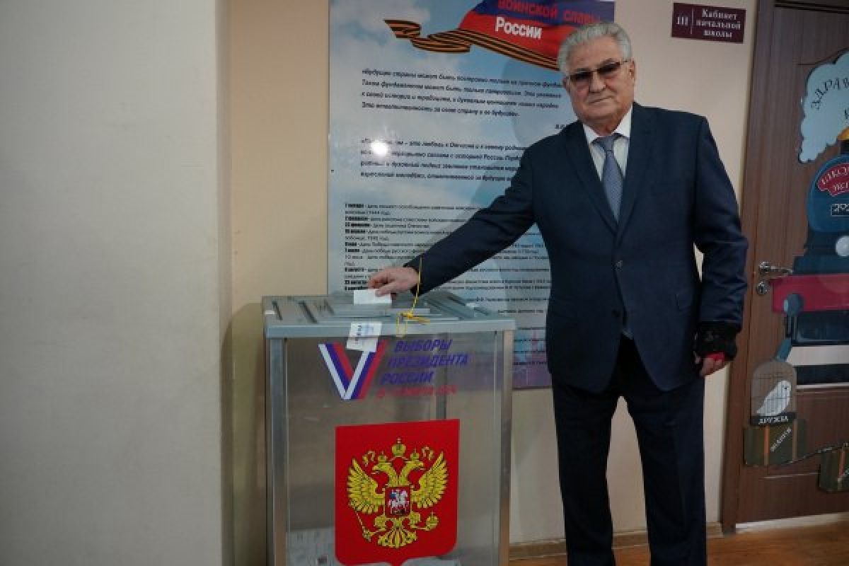 Депутаты фракции «Единая Россия» регионального парламента проголосовали одними из первых