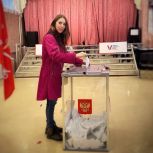 Участницы «Женского движения «Единой России» проголосовали на выборах Президента страны