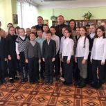 «Единая Россия» провела в Ульяновске патриотической занятие для школьников о событиях «Русской весны»