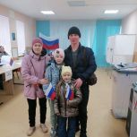 Ленинградская область голосует на выборах как одна большая, дружная семья