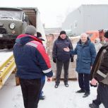 «Единая Россия» отправила бойцам СВО фуры с помощью и машины повышенной проходимости